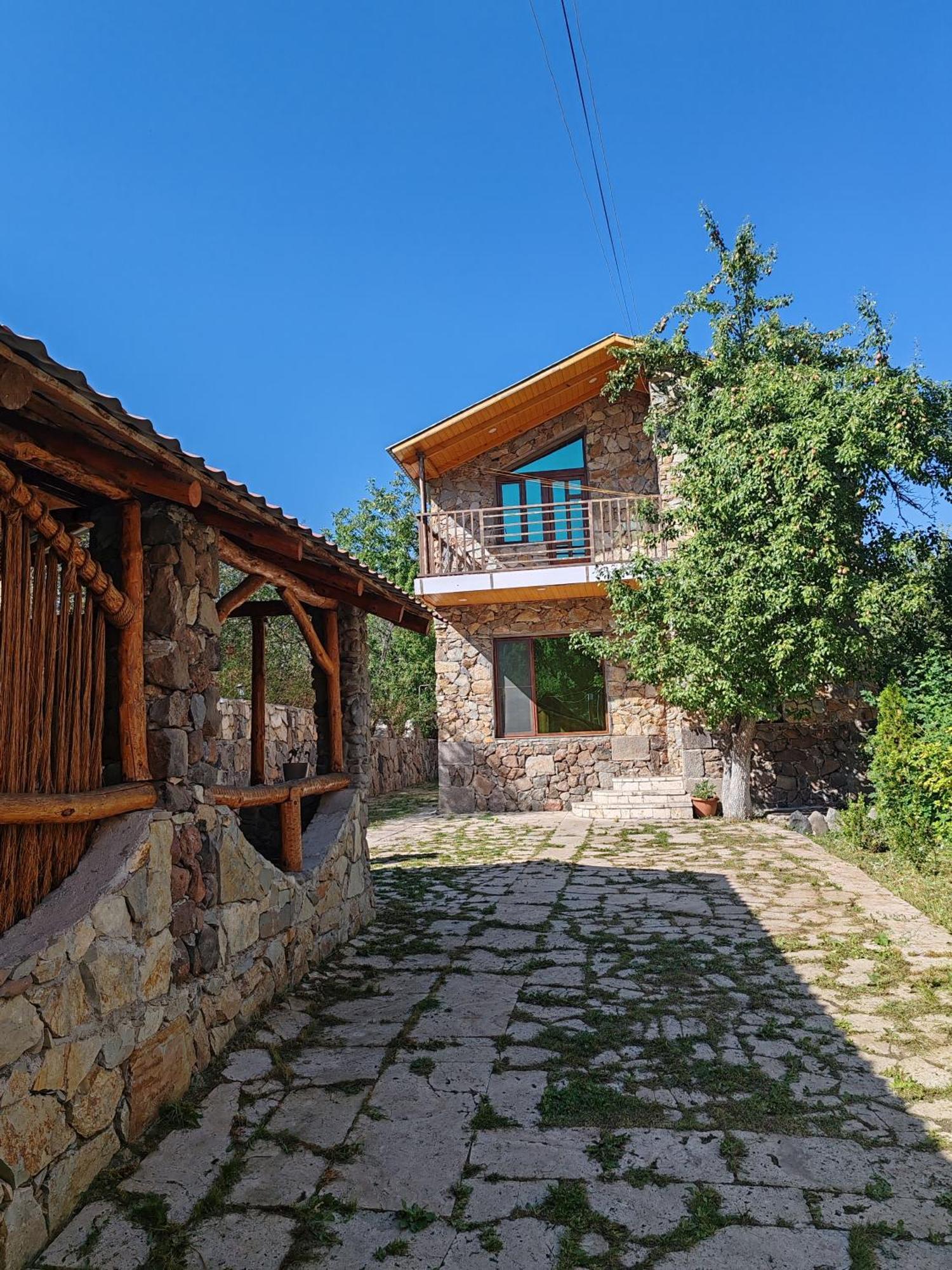 Paradise Guest House Tsaghkadzor Bagian luar foto